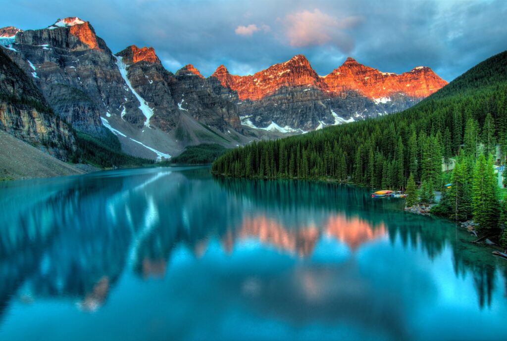 Les sports de montagne dans un paysage alpin